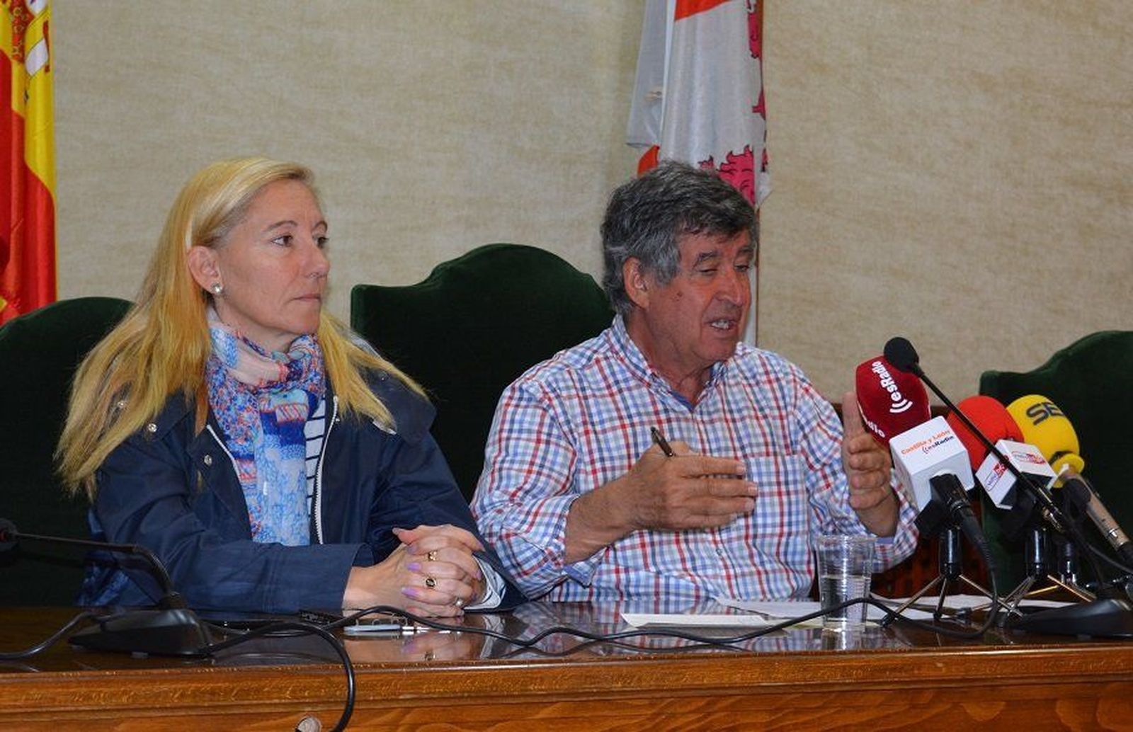 Alejo Riñones presenta nuevas subvenciones para el municipio y anima a los vecinos a hacer “más Béjar”