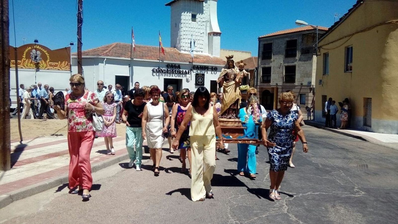 Misa, procesión y juegos para los más pequeños antes de despedir los festejos en Campillo