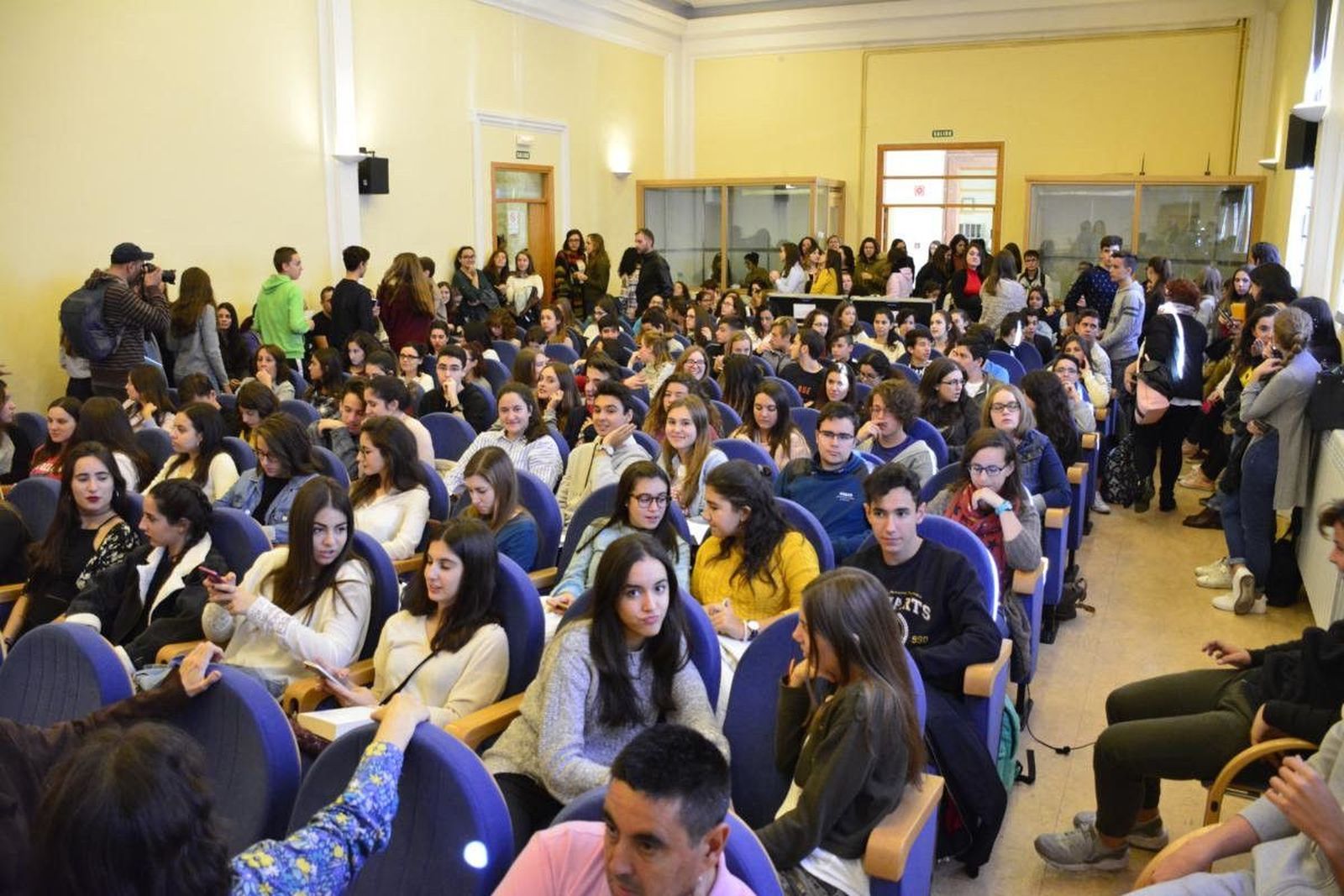 IV Encuentro Cultural de novela juvenil.