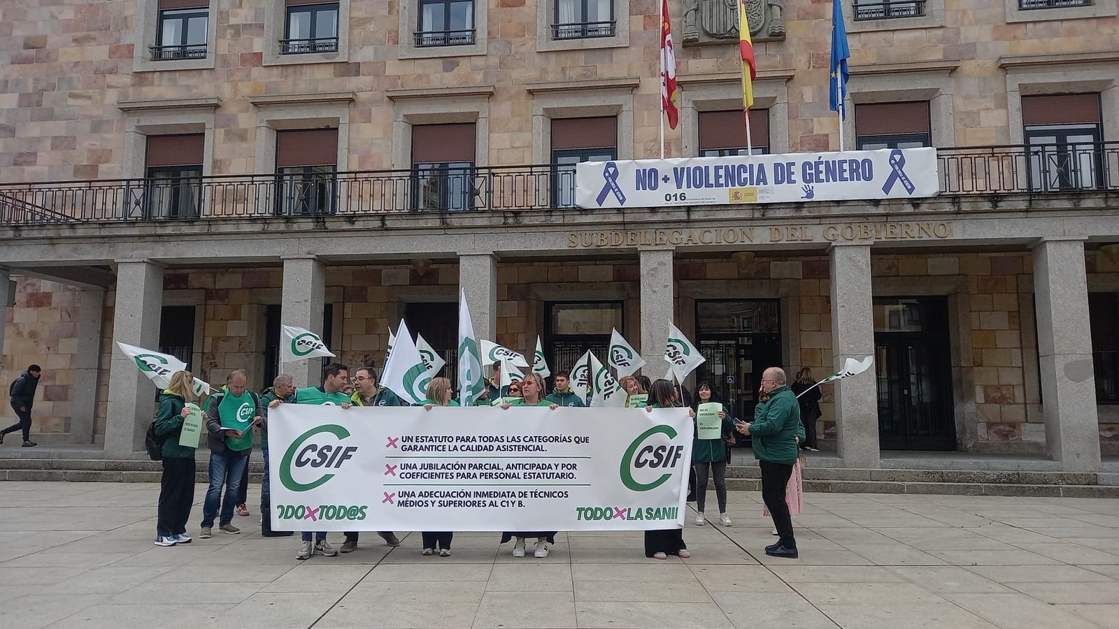 CSIF sale a la calle para denunciar las “promesas incumplidas” del Ministerio de Sanidad: “Si hace falta iremos a la Unión Europea”