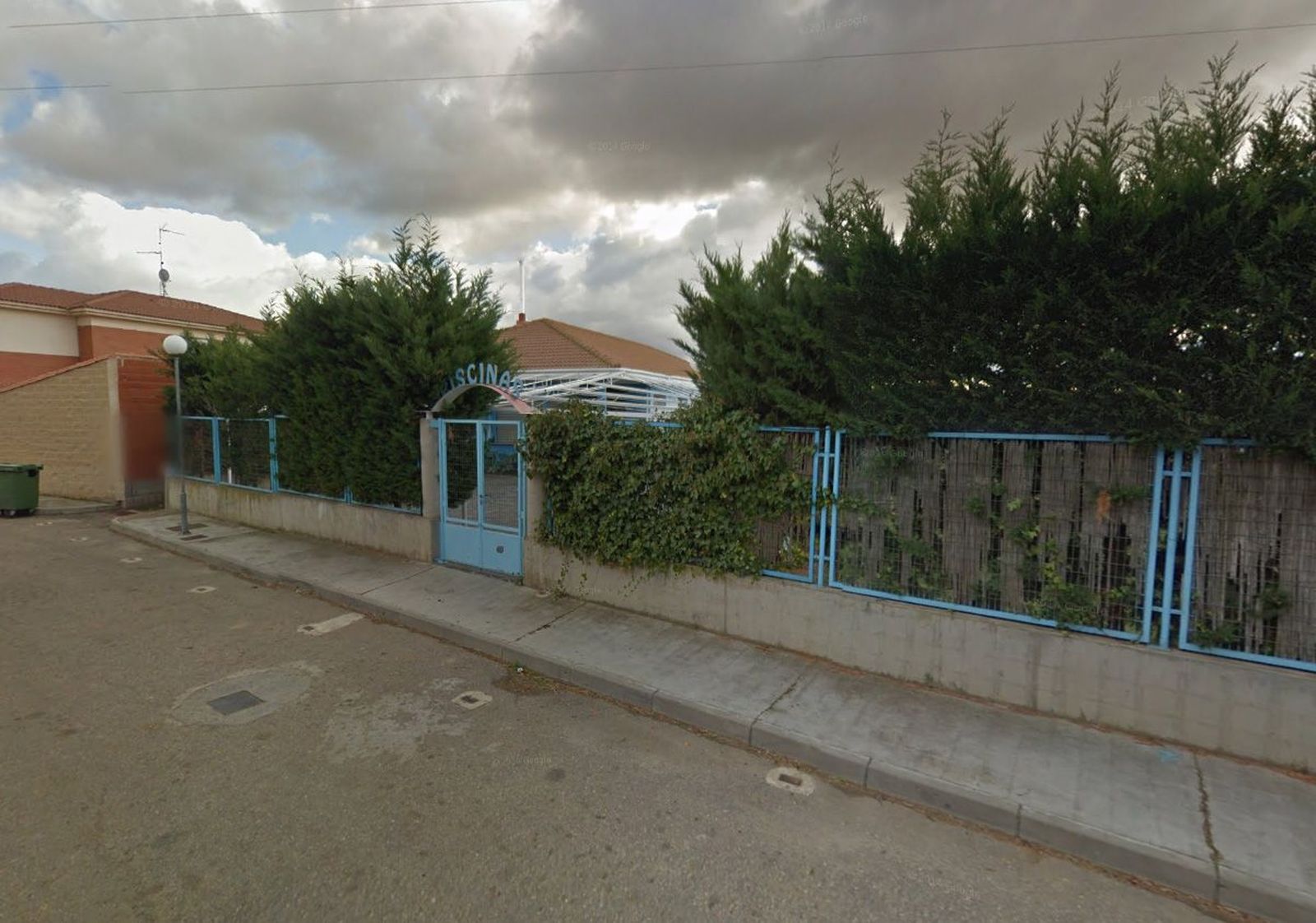 Piscina San Cristóbal de Entreviñas