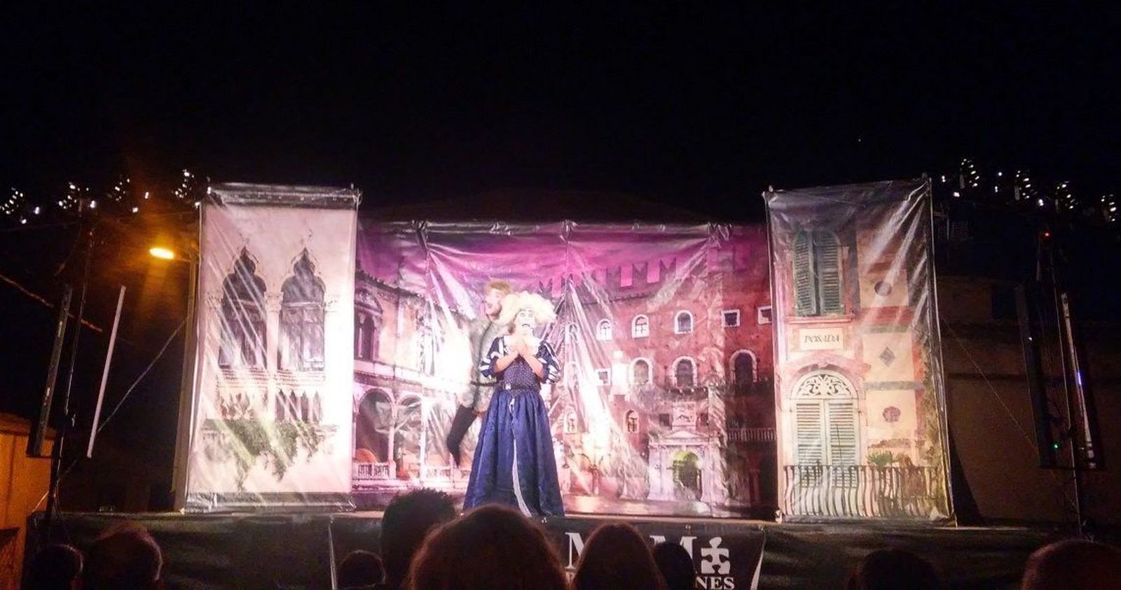 'Los dos gemelos venecianos' gusta en Castillejo de Martín Viejo