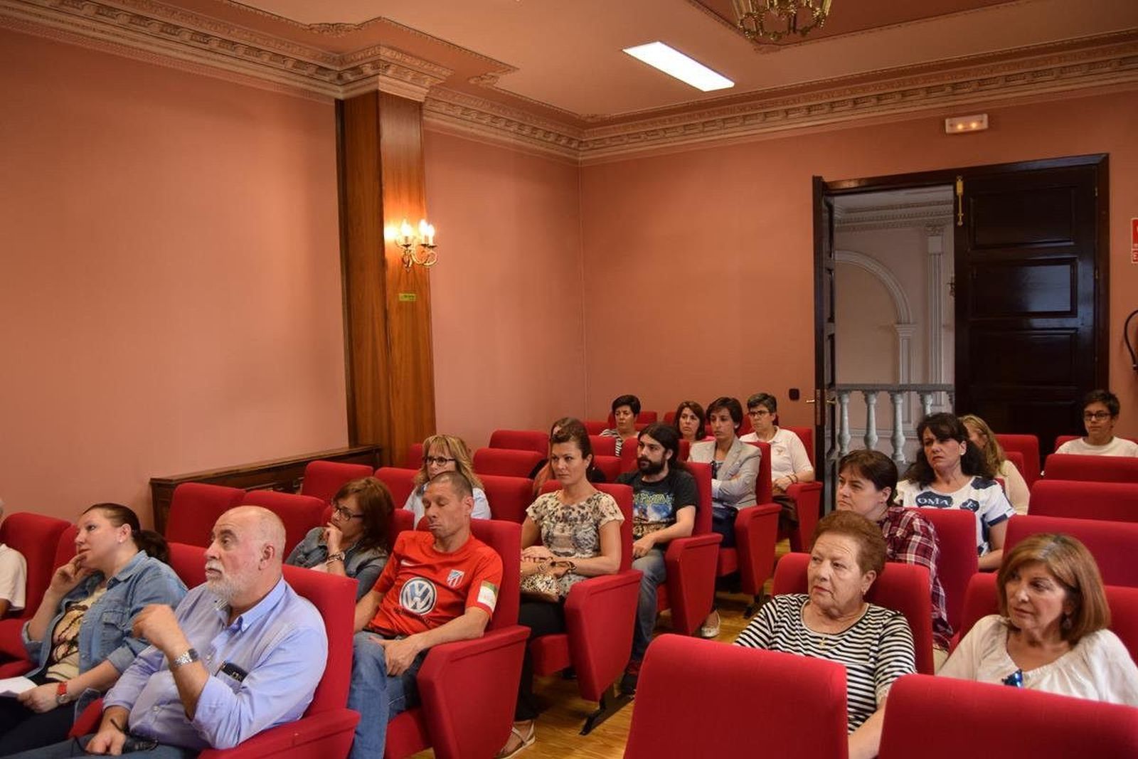 Alba de Tormes acoge una charla contra el acoso escolar