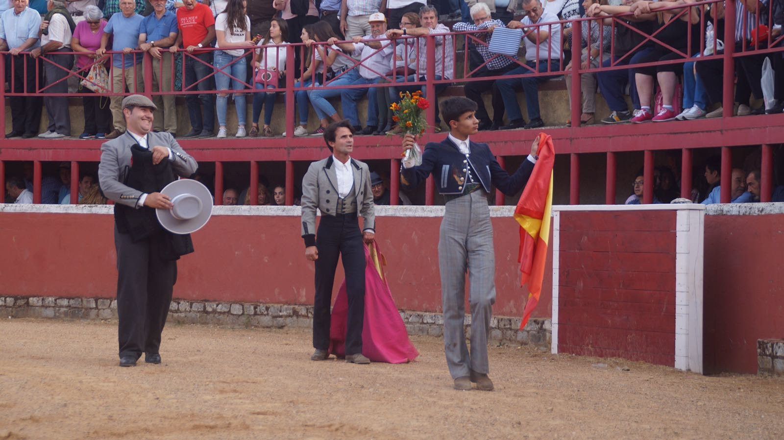San Miguel de Valero disfruta con un buen festival taurino
