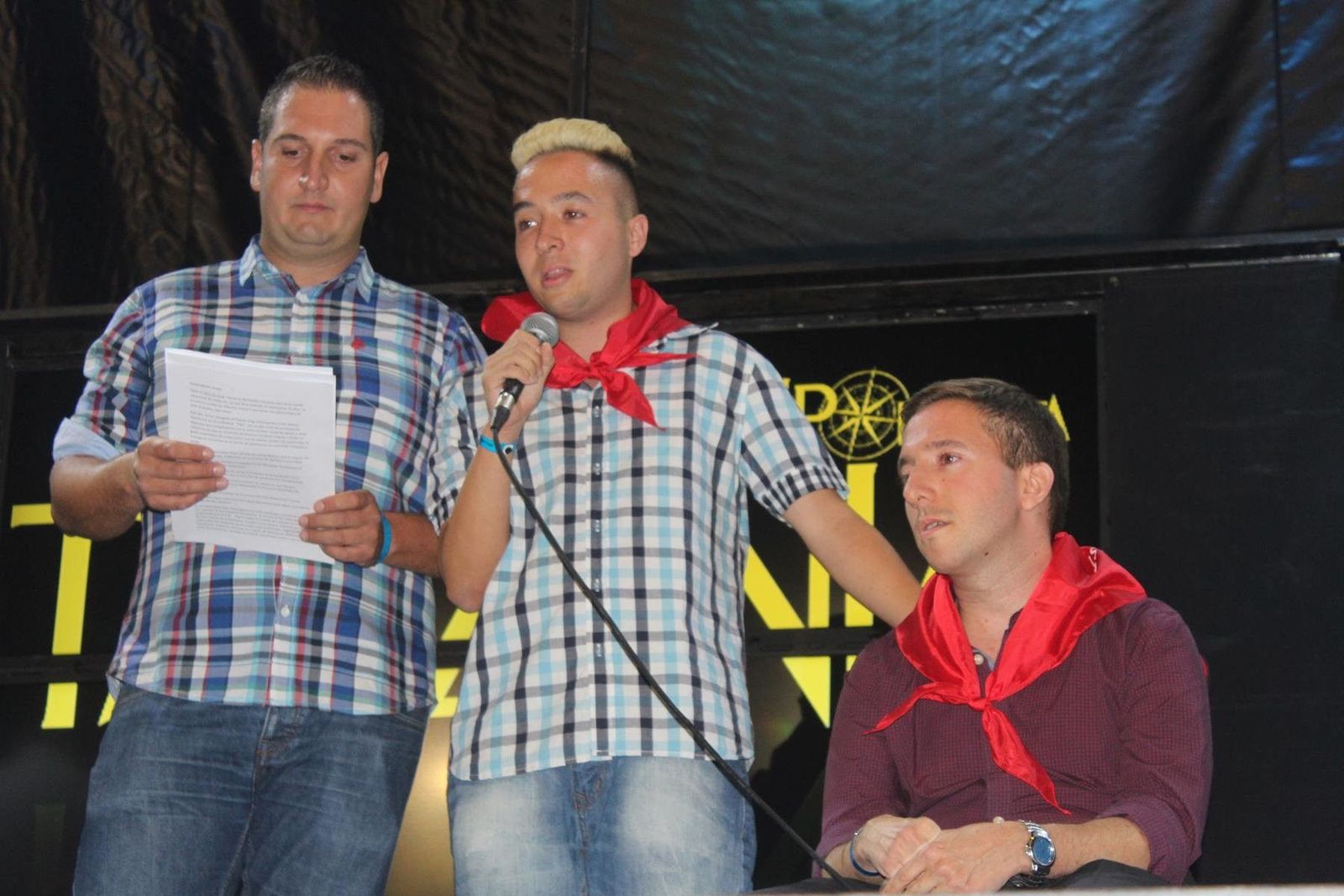 Los hermanos Martín Anaya y las peñas, protagonistas del inicio de fiestas en Villarino