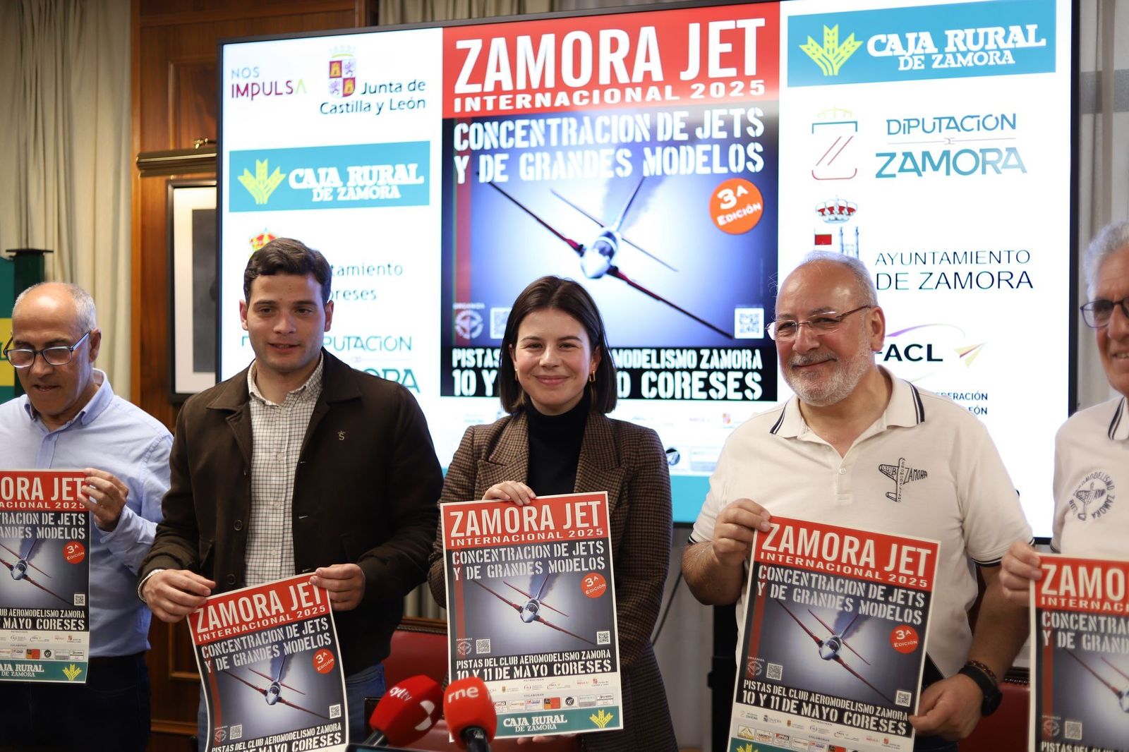 Presentación tercera edición de 'Zamora Jet Internacional' en Coreses.