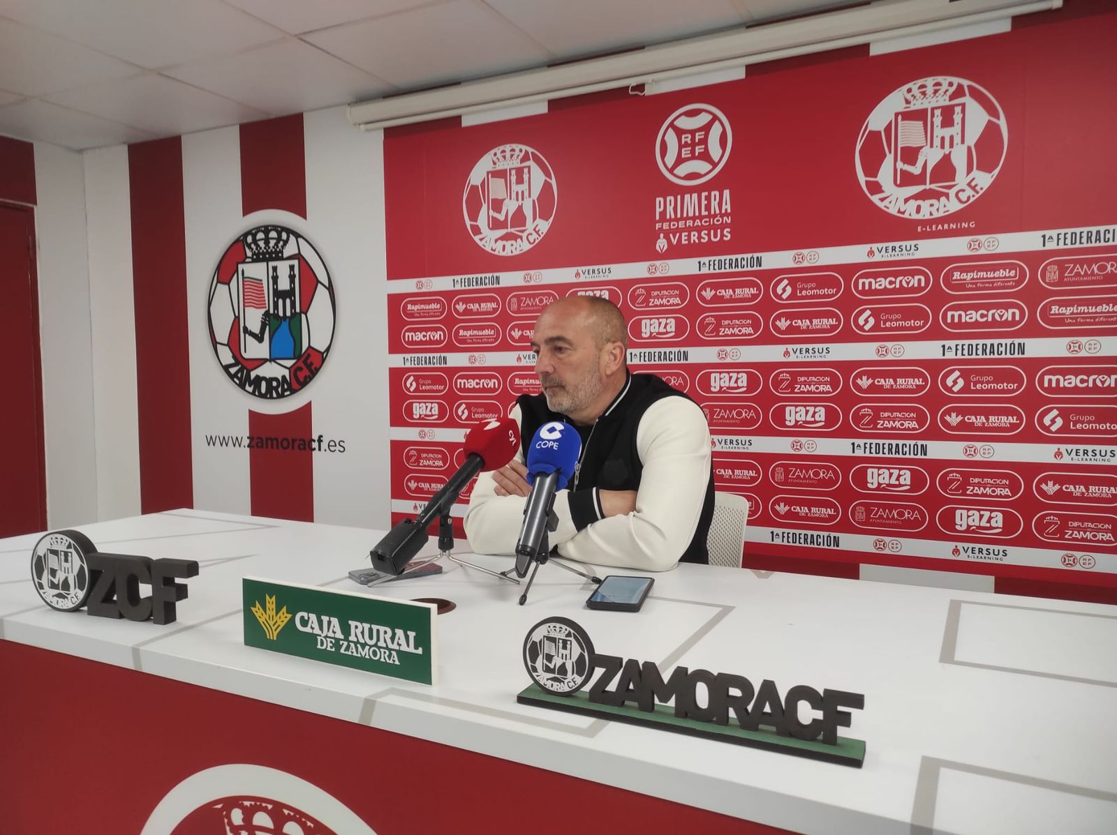 Juan Sabas, en rueda de prensa