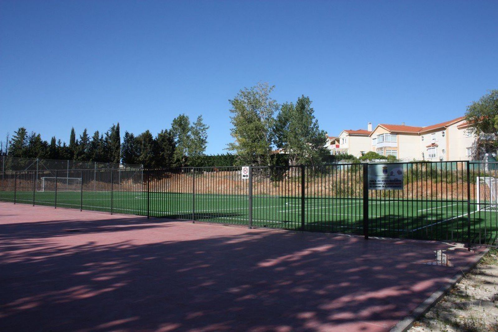 El Ayuntamiento de Santa Marta renuncia a la construcción de un campo de fútbol 11 en Valdelagua