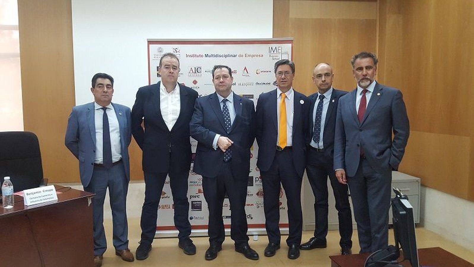 Empresarios salmantinos apelan a una relación coordinada con la USAL