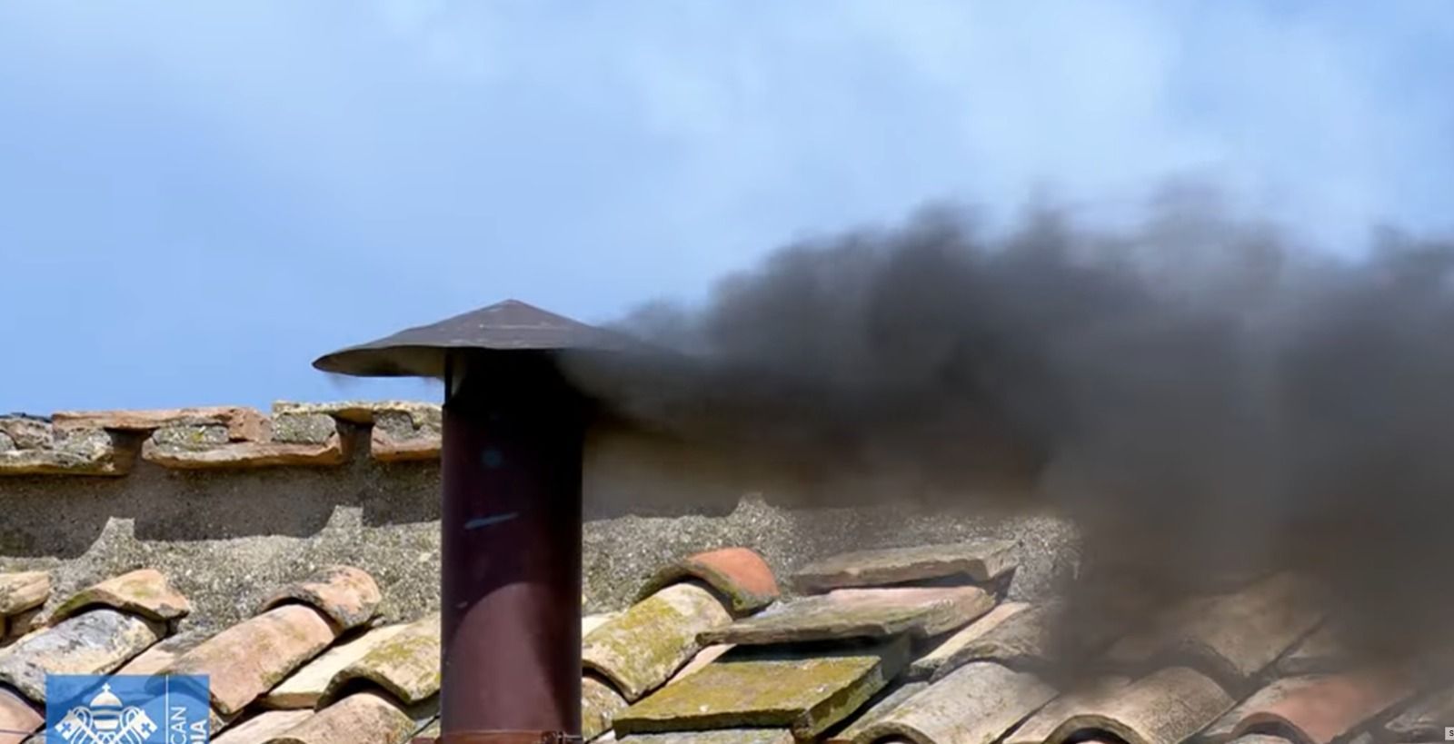 Segunda fumata negra. Foto Vaticano News